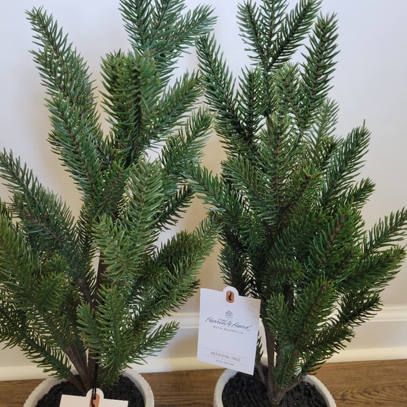 Nwt set of 2 Hearth and hand trees - Picture 5 of 5